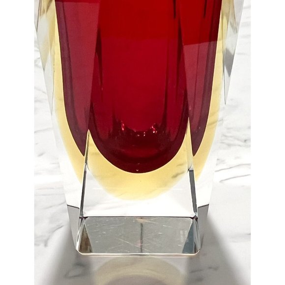 Murano Red Yellow Clear Sommerso Vase Triangular Multifaceted 6.25" H Signed - Picture 5 of 10